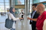 Kütahya’ya gelen üniversite öğrencilerine otogarda sıcak karşılama