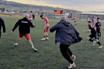 Maç sonunda saha içi bir anda ringe döndü