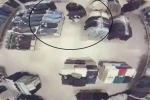 Mağazada alışveriş yaparcasına rahat davranan 118 suç kaydı bulunan şahıs, kabinde alarmları sökerken yakalandı