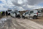 Malatya’da iki araç kafa kafaya çarpıştı: 4 yaralı