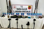 Manisa’da jandarmadan şok baskın: Uyuşturucu, silah ve tarihi eser ele geçirildi