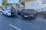 Mankene tahsis edilen araç ‘resmi hizmete mahsustur’ kartıyla trafiğe çıkmıştı, sürücüye ceza kesildi