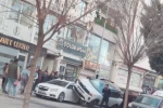 Mardin’de araç kadın öğretmene çarptı: Dehşet anları kamerada