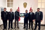 Marmaris’te 44 yıldır doğa için emek veren çevreciye, takdir belgesi