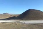 Meke Gölü’nde bataklığa saplanan aracı kurtarma operasyonu