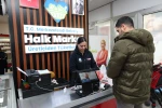 Merkezefendi Halk Şarküteri vatandaşlara uygun fiyatlı süt ürünleri sunuyor