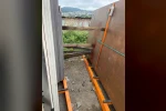 Mermer blokların arasında kalan işçi ağır yaralandı
