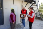 Mersin’de 13 ilçede 120 bin Ramazan kolisi dağıtılıyor