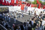 Mersin’de ’Anneler Günü’ çocukların kahkahalarıyla kutlandı
