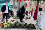 Mersin’de bayramda şehitlik unutulmadı