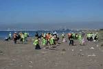 Mersin’de ’Dünya Temizlik Günü’nde sahiller çöpten arındı