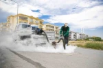 Mersin’de sinek ve haşerelere karşı yoğun mesai 
