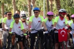 Mersin’de yaşlısından gencine bisiklet tutkunları pedal çevirdi