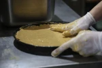 Meşe odunlu fırında vazgeçilmez lezzet: Tahinli pide