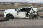 MHP eski milletvekilinin oğlunun yaralandığı kaza kamerada