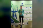 Milli güreşçi Servet Angi gümüş madalya kazandı