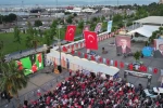 Milli maç heyecanı Pendik Sahili’nde doyasıya yaşandı