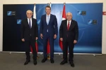 Milli Savunma Bakanı Güler, Romanya ve Bulgaristan savunma bakanlarıyla bir araya geldi