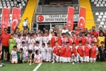 Minikler 19 Mayıs ruhunu sahaya taşıdı