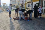 Motosiklet, sürücü ve kaskı metrelerce savruldu: O anlar kamerada