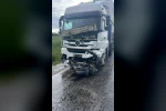 Motosiklet sürücüsü girdiği tırın altında feci şekilde can verdi