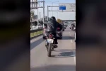 Motosikleti at sürer gibi sürdü