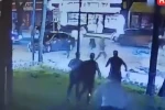 Motosikletlinin metrelerce sürüklendiği feci kaza kamerada 