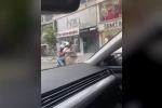 Motosiklette tehlikeli yolculuk