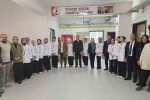 Müdür Yılmaz, uluslararası yemek yarışmasında dereceye giren öğrencileri ziyaret etti