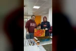 Muğla’da aileler ve çocuklar ebru sanatıyla renklerin yolculuğuna çıktı