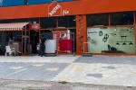 Muğla’da Koç Holding’e bağlı Koçtaş’a taşlı saldırı