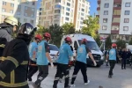 Muş Devlet Hastanesinde gerçeğini aratmayan yangın tatbikatı