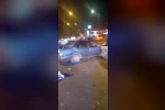 Muş’ta kontrolden çıkan otomobil dehşet saçtı: 1’i ağır 3 yaralı
