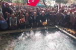 Mut’ta 64. Karacaoğlan ve Kayısı Festivali coşkuyla başladı