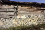 Müze gibi köy: Her duvarlarda tarihi tapınağın taşları var
