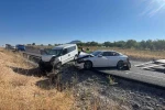 Nevşehir’de iki araç kafa kafaya çarpıştı: 14 yaralı