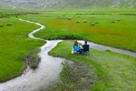 Niğde’de yağışlarla canlanan Ketençimen Yaylası doğaseverlerin gözdesi oldu