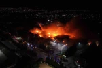 Niğde’deki fabrika yangınını söndürme çalışmaları sürüyor