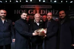Nihat Hatipoğlu Kağıthane’de binlerce kişiye seslendi 