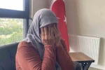 Oğlu öldürülen anne mahkemeden keşif istedi: "Yıkanırken gördüm, boynunda tırnak izleri vardı, adli tıp raporunda çıkmadı"