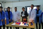 Öğrenciler depodaki atıl malzemelerden trafo sarma makinesi yaptı