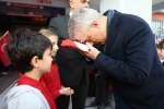 Öğrencilerin bayrak sevgisi dikkat çekti