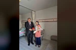 Öğretmenler Günü’nü hastanede geçiren öğretmen unutulmadı