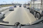 Osmaniye’de itfaiye aracına fermuar sistemiyle geçiş koridoru oluşturdular