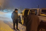 Osmaniye’de karda mahsur kalan iki kadını ekipler kurtardı