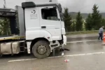 Osmaniye’de tır yağmurda savruldu