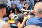 Otomobil ile çarpışan motosikletli metrelerce havaya savruldu