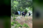 Otomobil uçuruma yuvarlandı: 1 yaralı