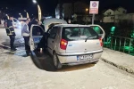 Otomobili küle dönmekten itfaiye kurtardı