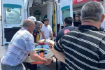 Otomobille çarpışan motosikletin sürücüsü yaralandı